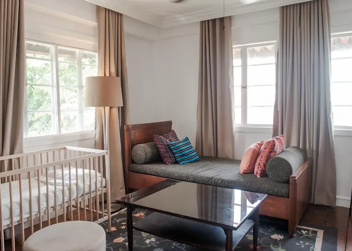 Miranamin M A P I L I G - Private In Historic With Unique View, Self-service Breakfast, Indoor Plunge Pool, Rooftop, Shared Kitchen Apartment
